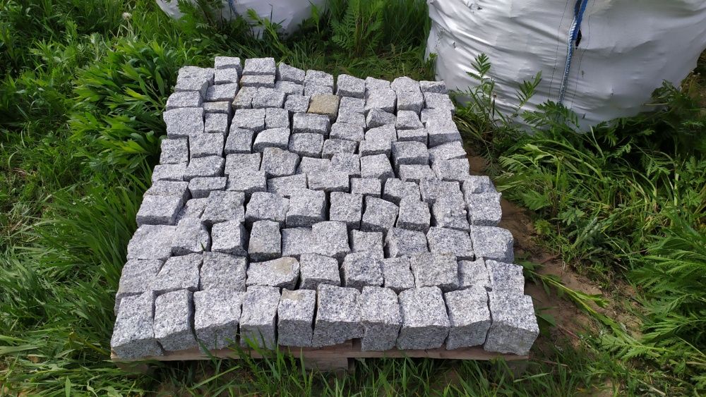 kostka brukowa granitowa łupana obrabiana 100 zł m2 nowa i stara