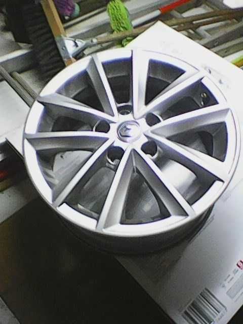 Jantes de 16 pulgadas do Renault Megane S/ Pneus