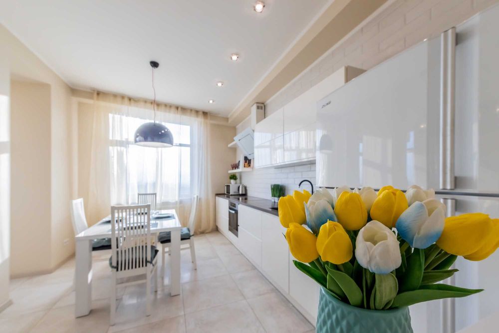 Бульвар Лесі Українки, 7а. 2к квартира з панорамою центра міста-8-555.biz.ua