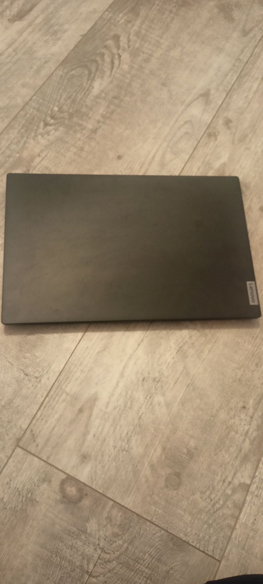 Laptop Lenovo v15 G2 itl