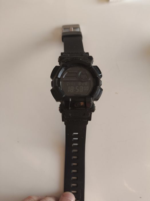 Na sprzedaż zegarek G-Shock GD-400MB