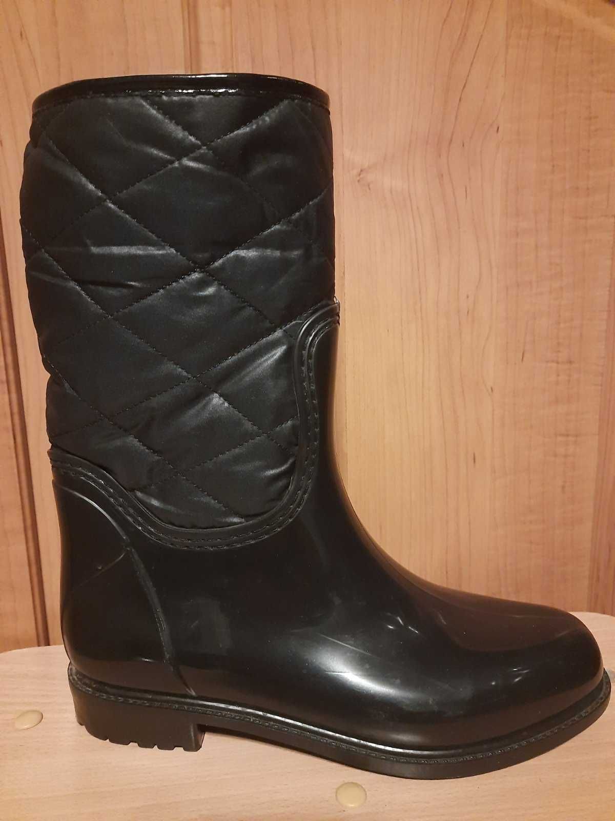 чоботи Burberry 38 р М