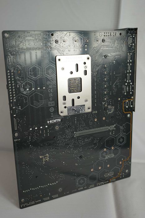 Материнська плата ASUS TUF GAMING B650-E WIFI AM5 Ryzen 5/7/9