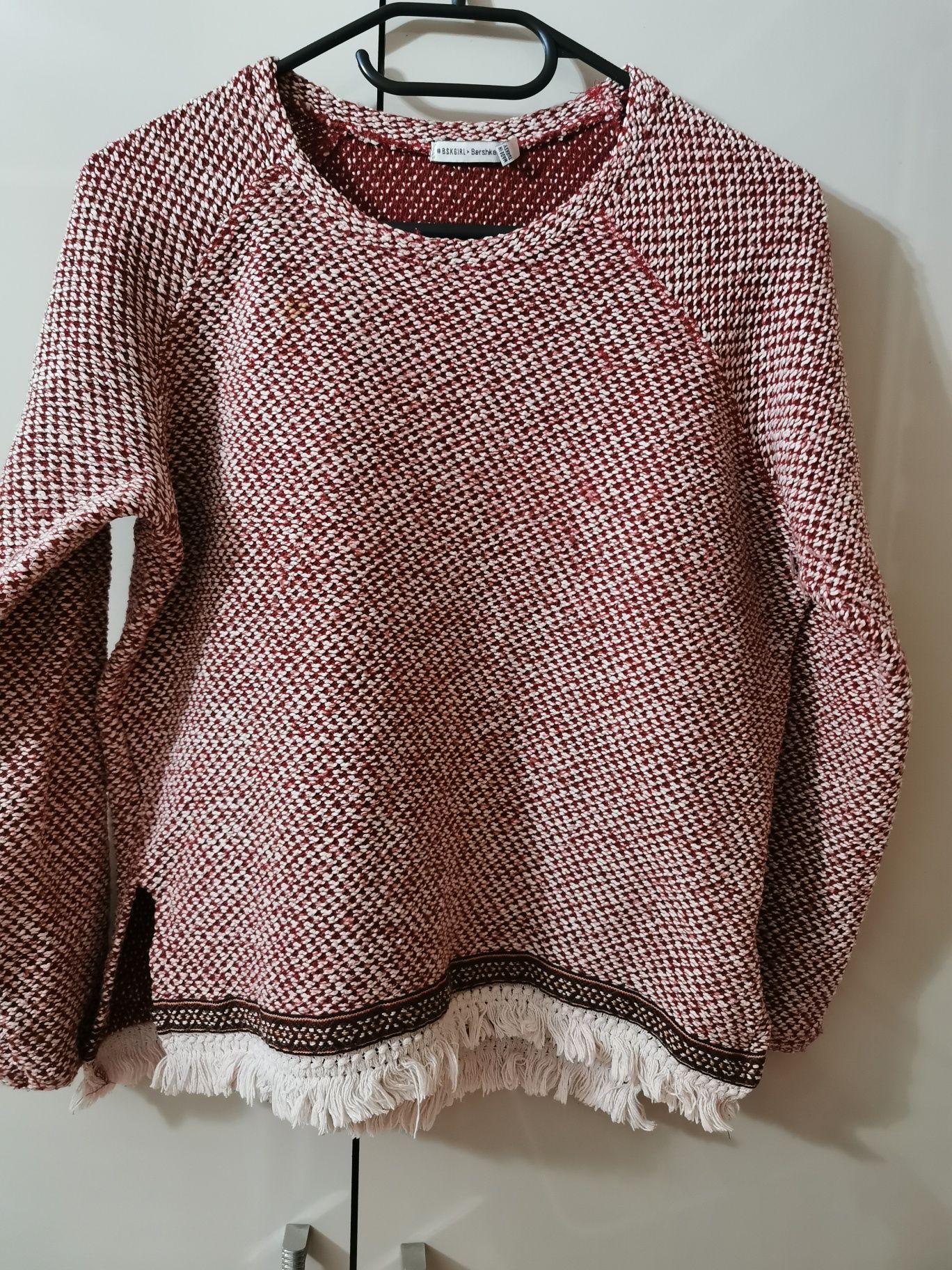 Sweter damski 38 M Bershka burgundowy biały frędzle młodzieżowy