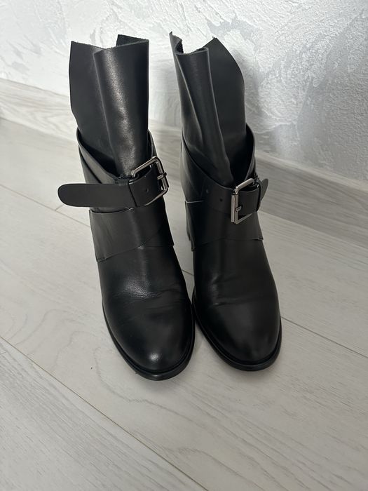 Черевики осіні жіночі 37 розмір