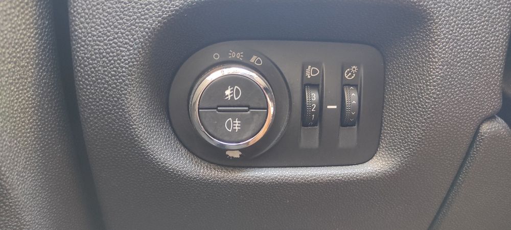 Opel Corsa 1.3 CDTI edição 150 anos