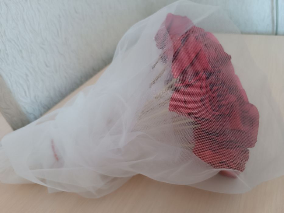 Троянди (рози) букет з атласу