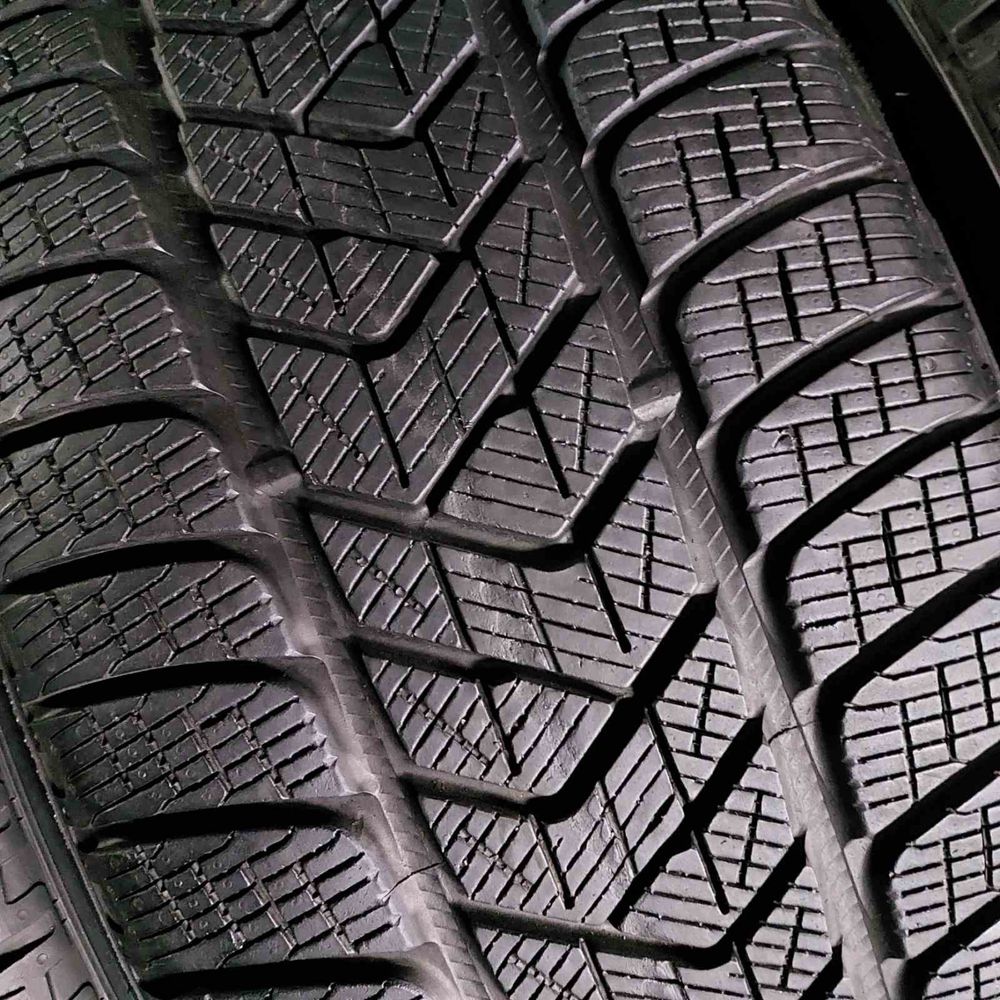 265/45/21 R21 Pirelli Scorpion Winter AO 4шт зима