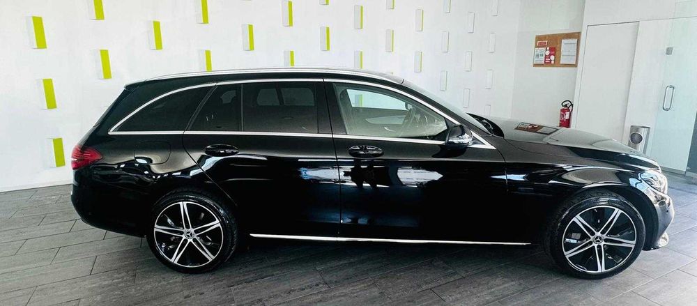 Mercedes-Benz C300 Hybrid - 2021 - Híbrido Plug-in