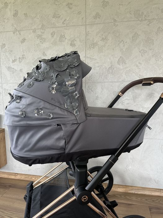 Cybex Priam gondola Simply Flowers Grey 4.0 stan IDEALNY jak nowa