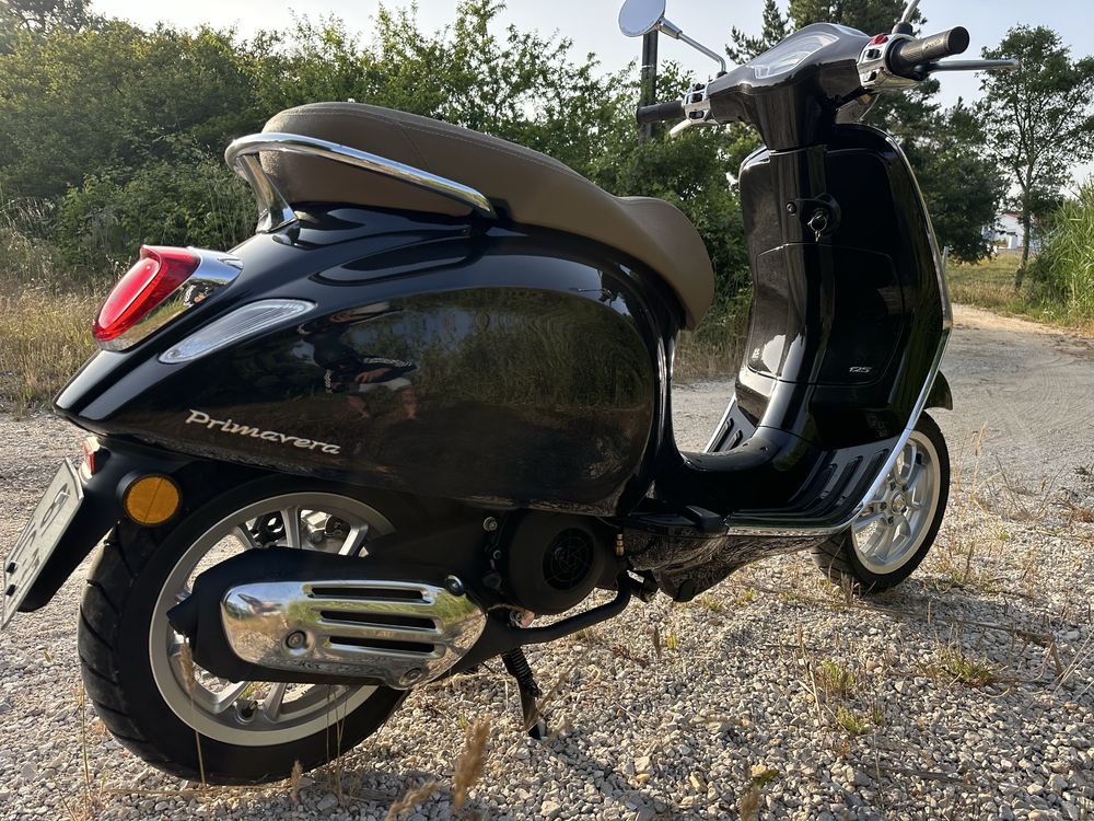 Vespa Primavera (excelente estado)