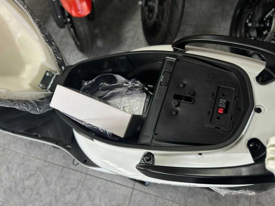 Электрический мопед Corso Atmos