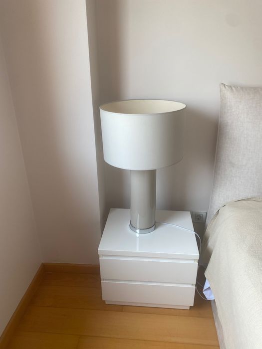 Candeeiro de Mesa de sala ou mesa de cabeceira