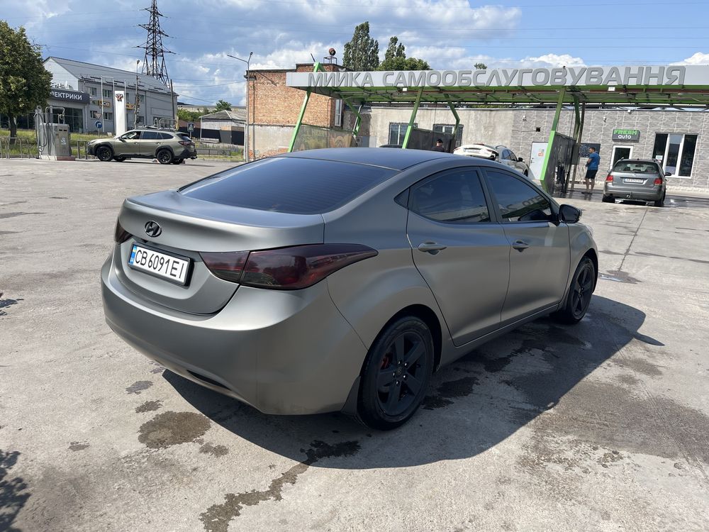 Hyundai Elentra (Хюндай Елантра)