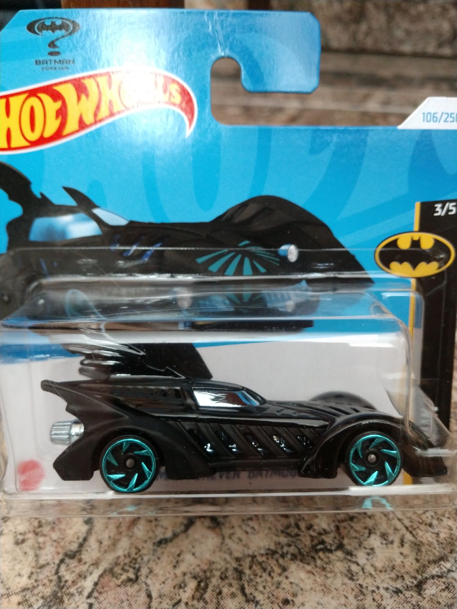 Хот Вилс Treasure Hunt batmobile