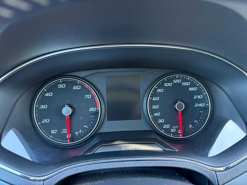Sprzedam zadbany Seat Arona FullLed S&S