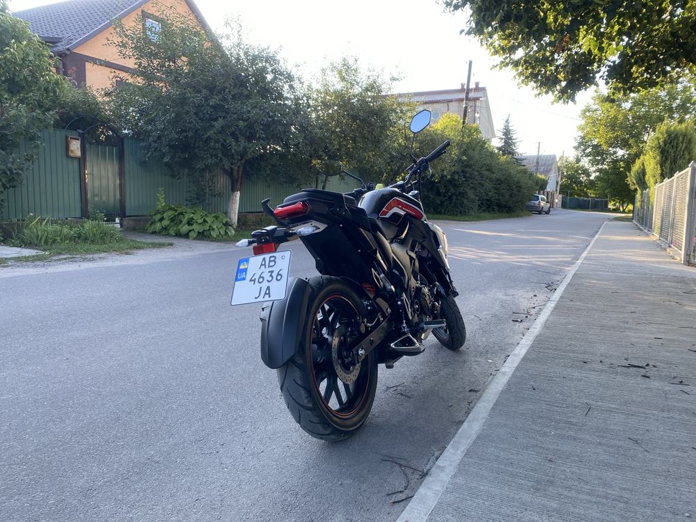 Продам мотоцикл Lifan sr220