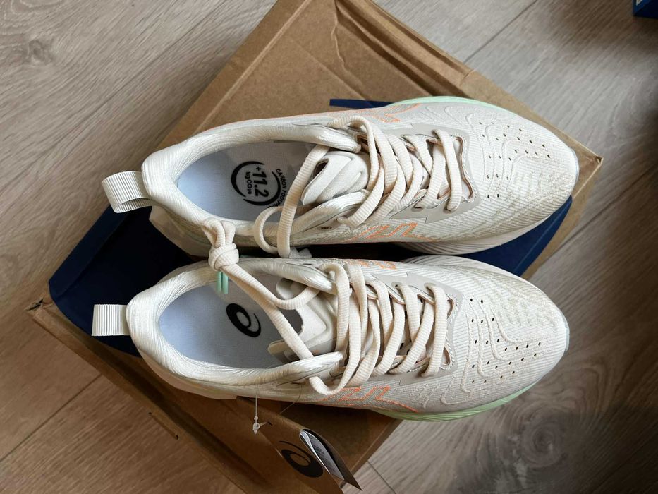 ASICS Novablast 4, 38