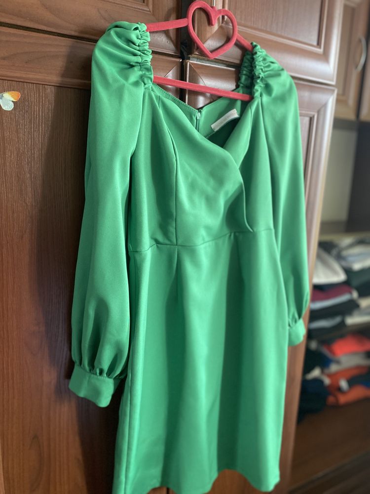 Сукня зелена