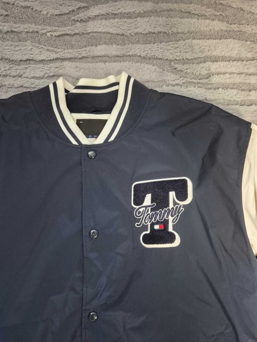 Kurtka bomber szwedka *Tommy Hilfiger*
