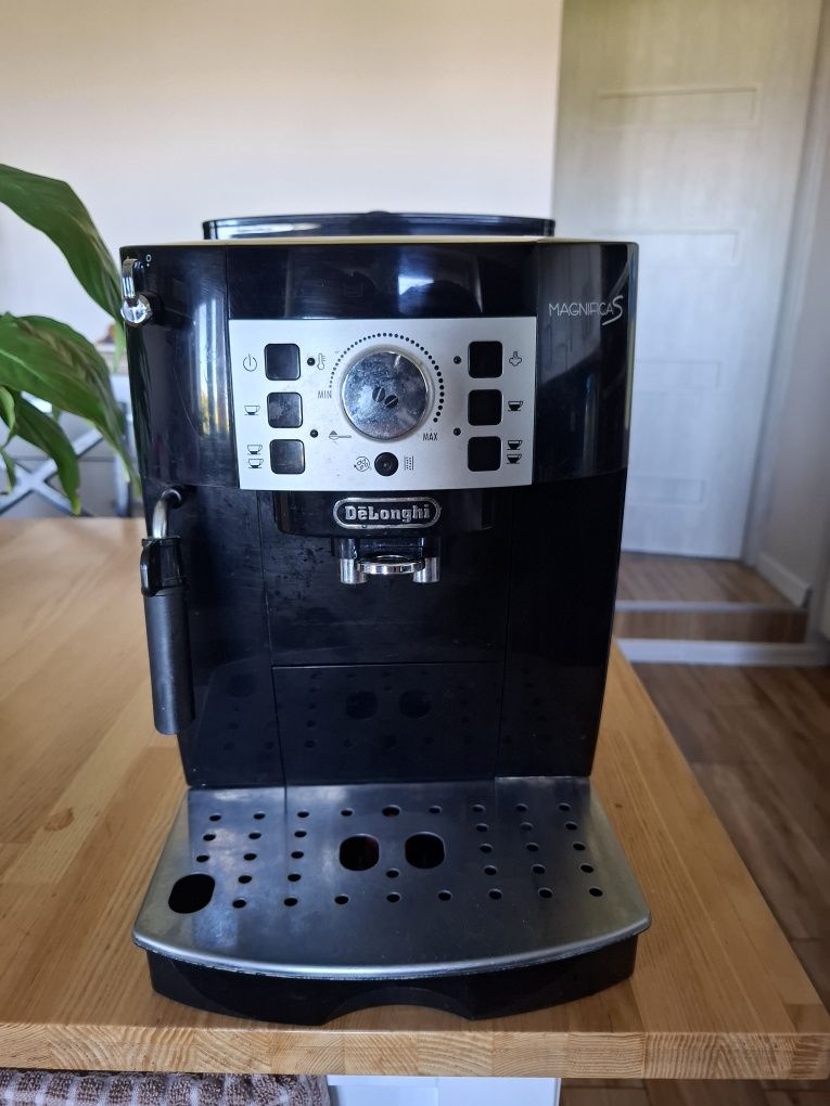 Ekspres do kawy Delonghi