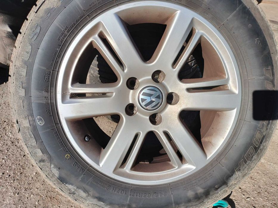 Koła zima VW Amarok T5T6 BMW oryginalne. 245/65 R17 107H ,NOWE OPONY .