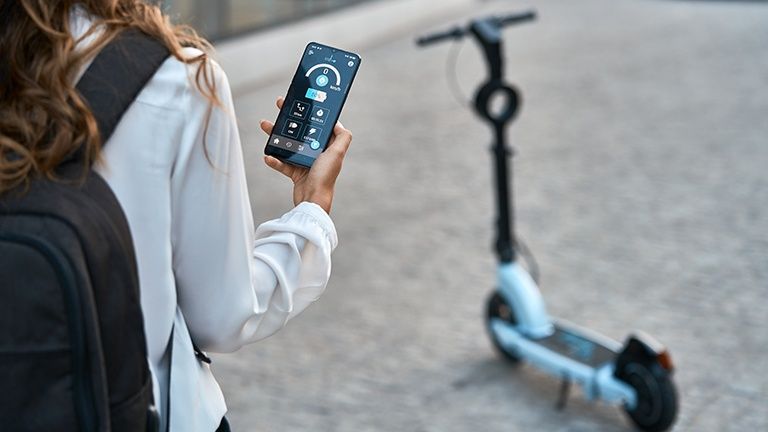 NOWA Hulajnoga elektryczna Fiat 500 Iride
