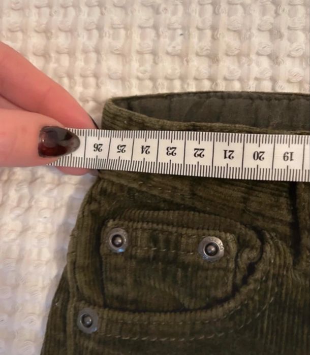 Zara sodbie sztruksy zielone jesien 86 12/18 m