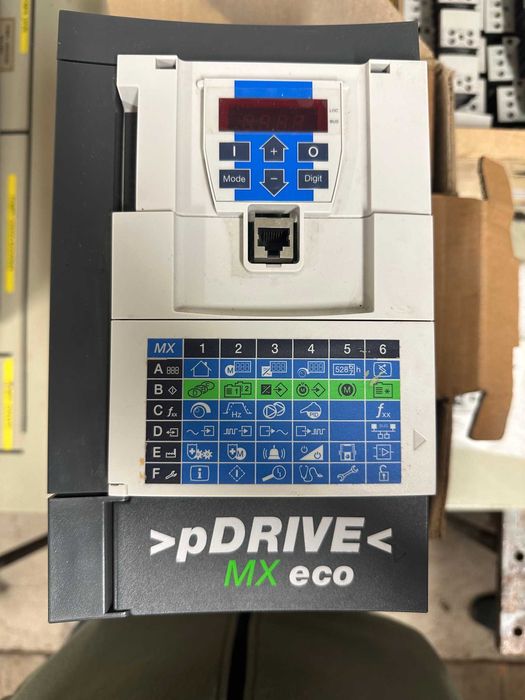 Falownik Schneider VATECH pDRIVE MX Eco 4V3,0 ME4U30AAA