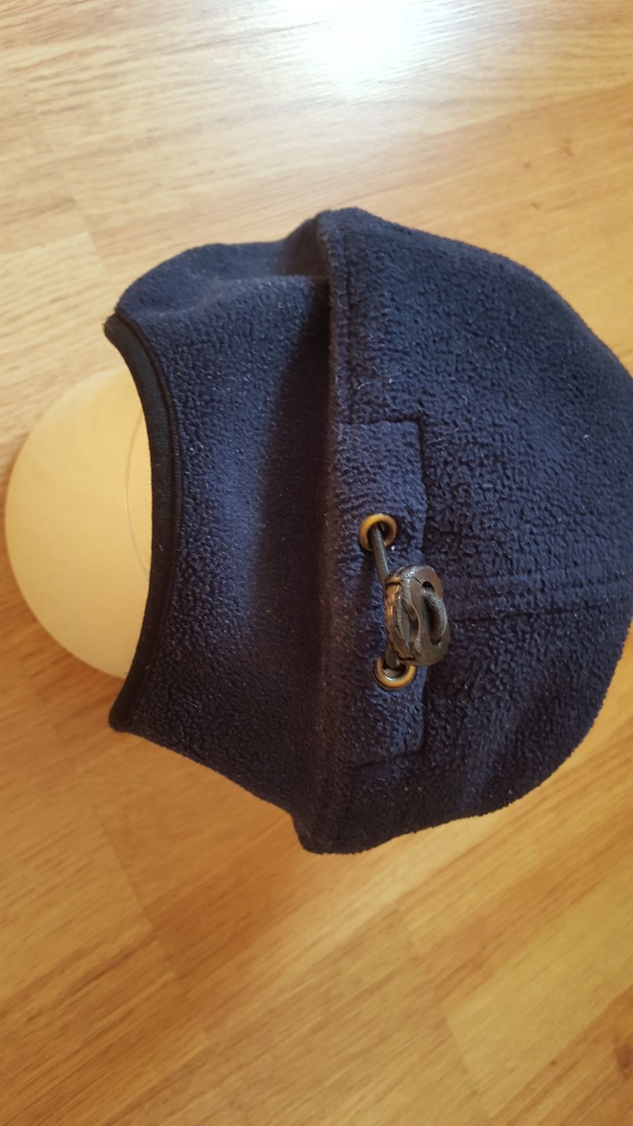 Czapka z daszkiem polarowa granatowa z nausznikami polar ciepła