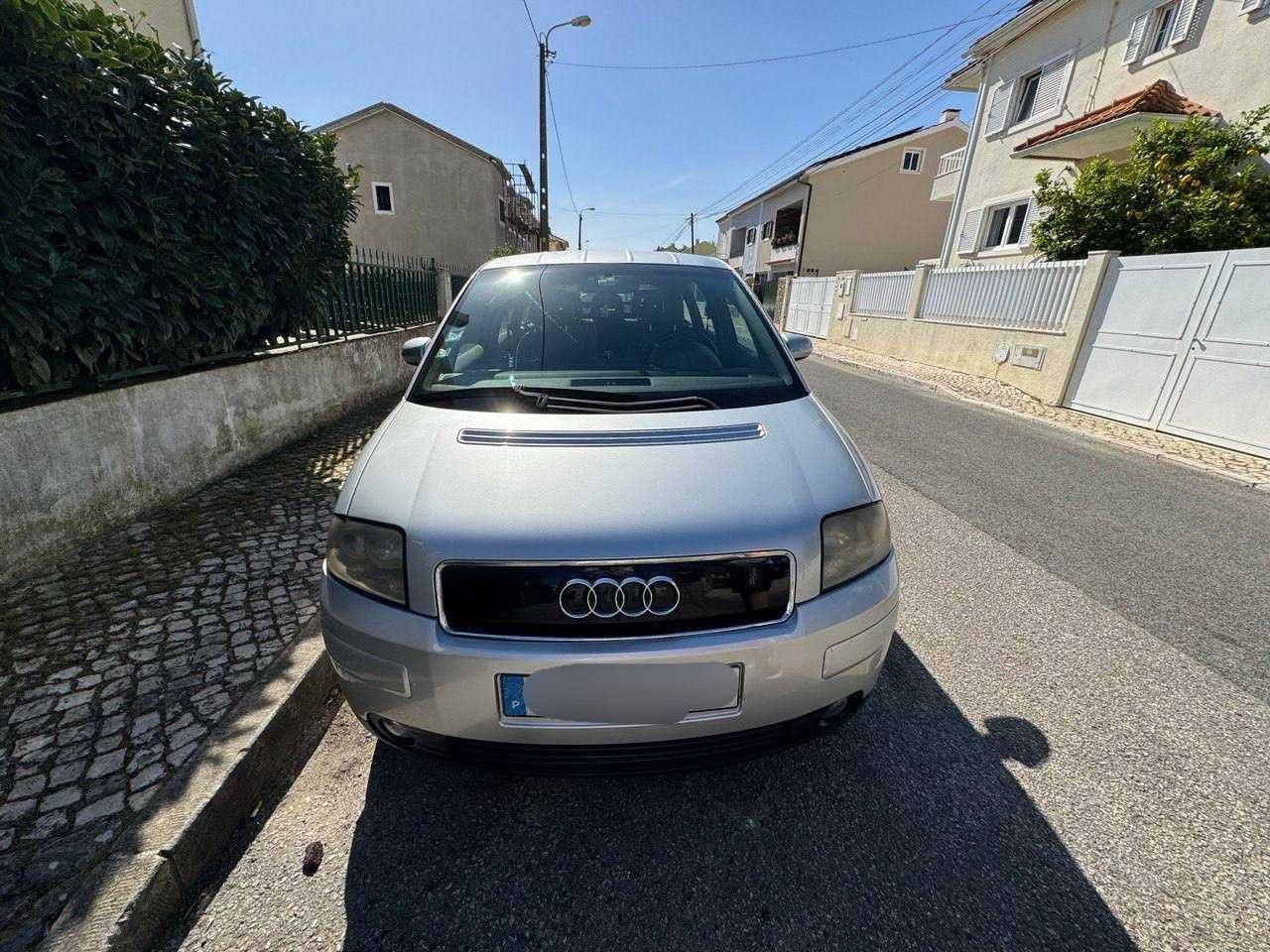 Audi A2 1.4 TDI - 2002 - muito bom estado - estofos em pele - vendo!