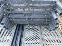 Rusztowanie elewacyjne w bdb stanie podesty metalowe 120m2