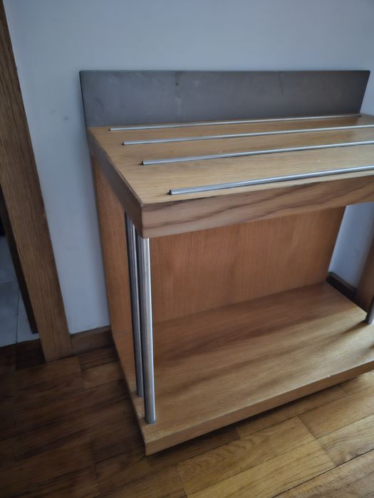 Móvel tipo sapateira