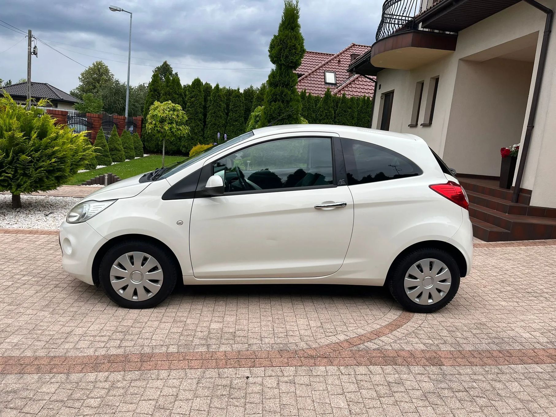 Ford KA FORD KA Titanium 1.2 - Stan idealny
