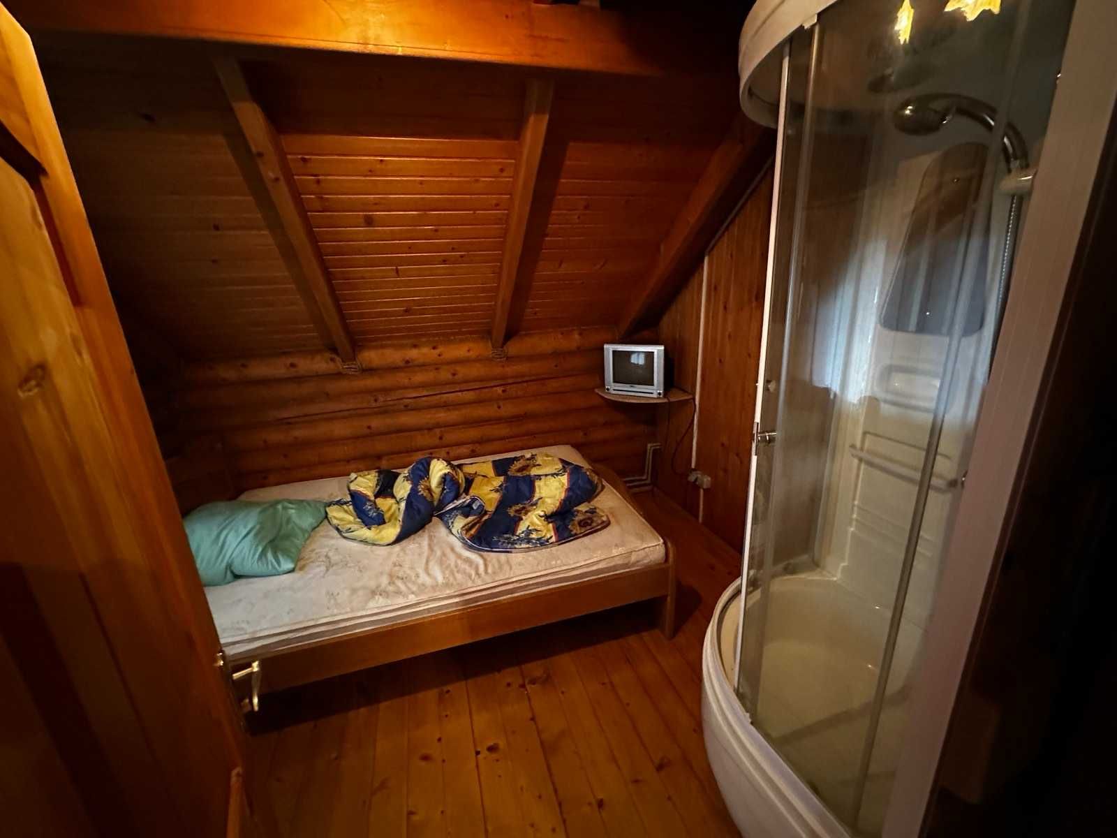 Продається диско бар з сауною, готелем та мойкою в с. Верхнє Водяне