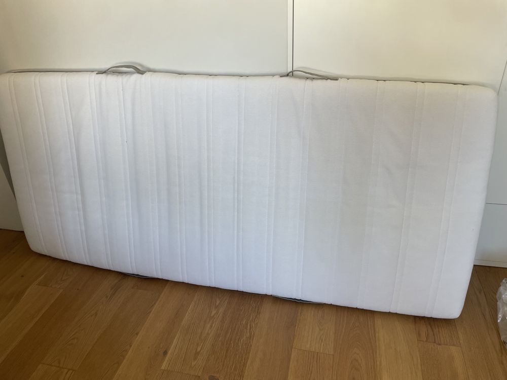 Materac Ikea Malvik 90x200 srednio twardy,