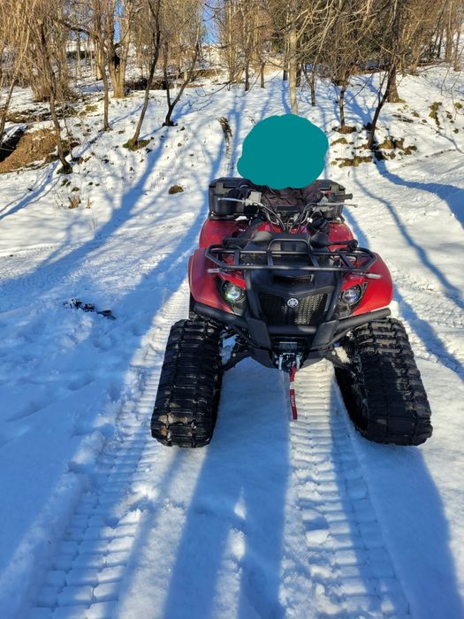 Yamaha Kodiak 700, 2022 rok, koła i gąsiennice.