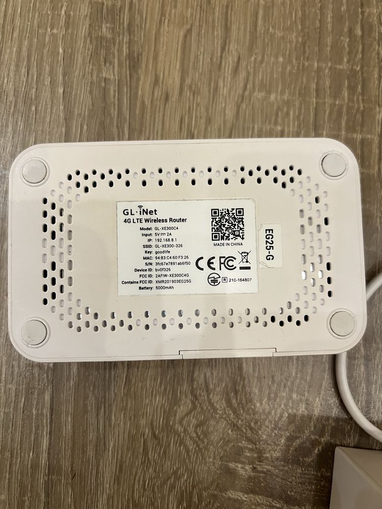 Роутер GL-iNet (GL-XE300) 3G 4G GSM LTE VPN Wi-Fi