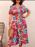 Sukienka w kwiaty 4xl