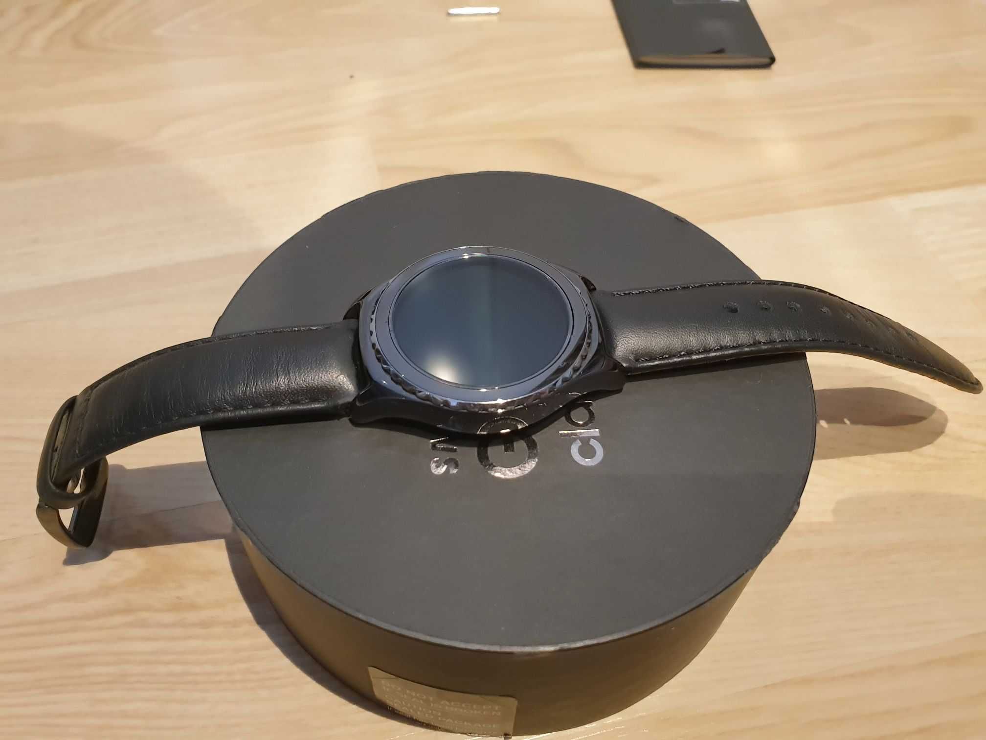 Samsung Gear S2 Classic SM-R732 42mm czarny Komplet