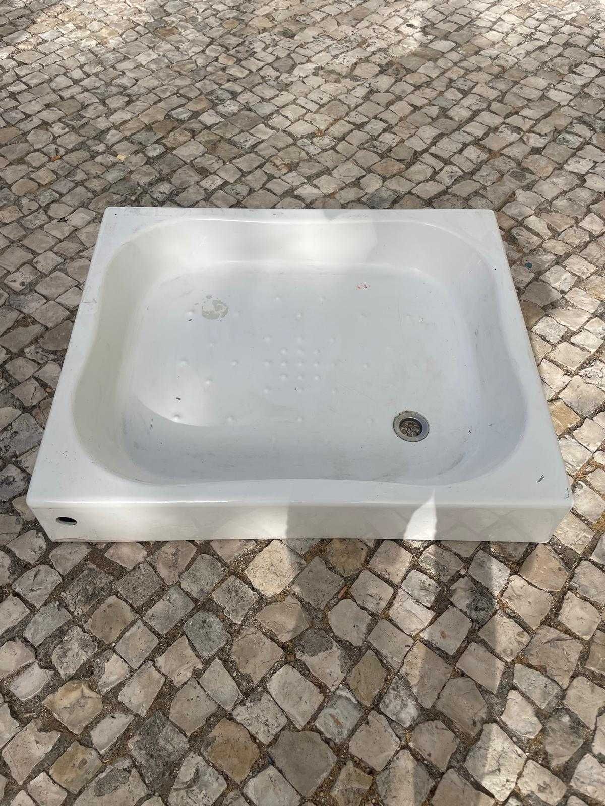 Base de duche Usada
