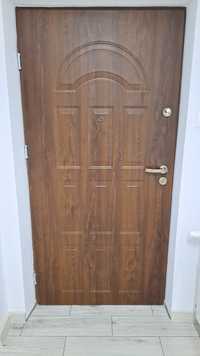 Drzwi wejsciowe z demontarzu