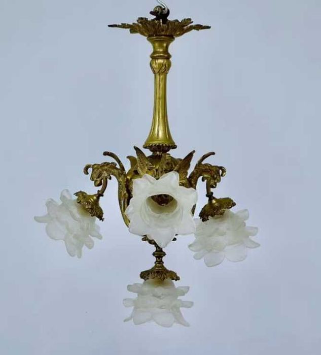 Антикварна люстра, готика, Ар-нуво, модерн