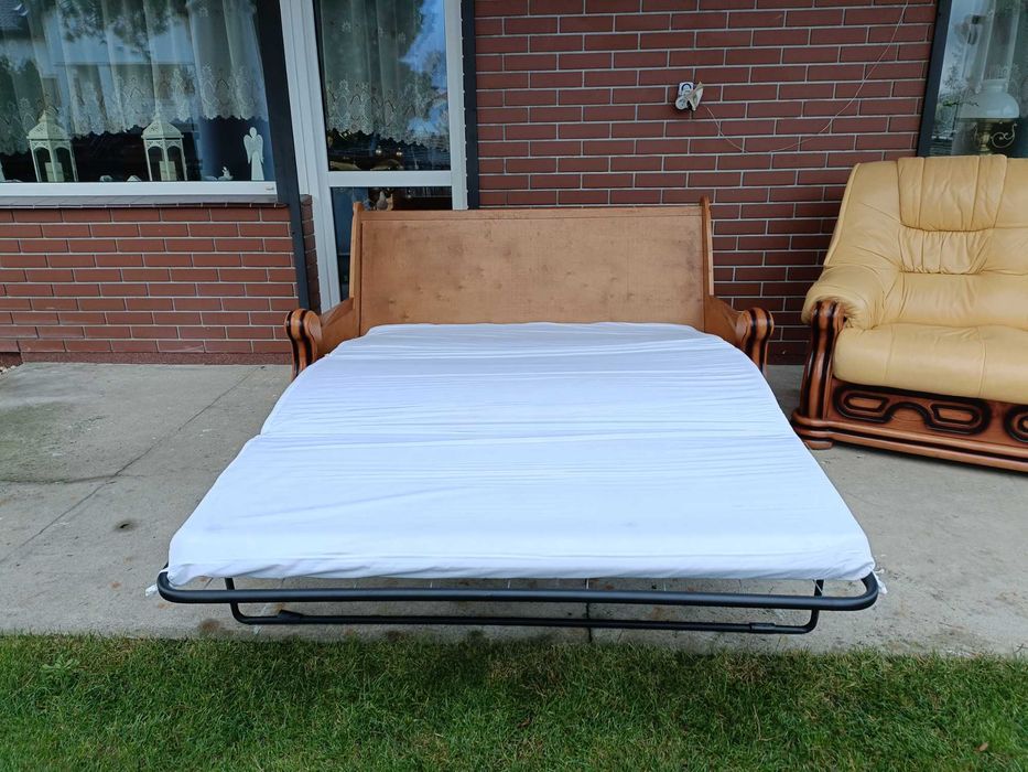 Sprzedam dwie sofy ze skóry -Skóra -skórzany –skórzana -skórzane