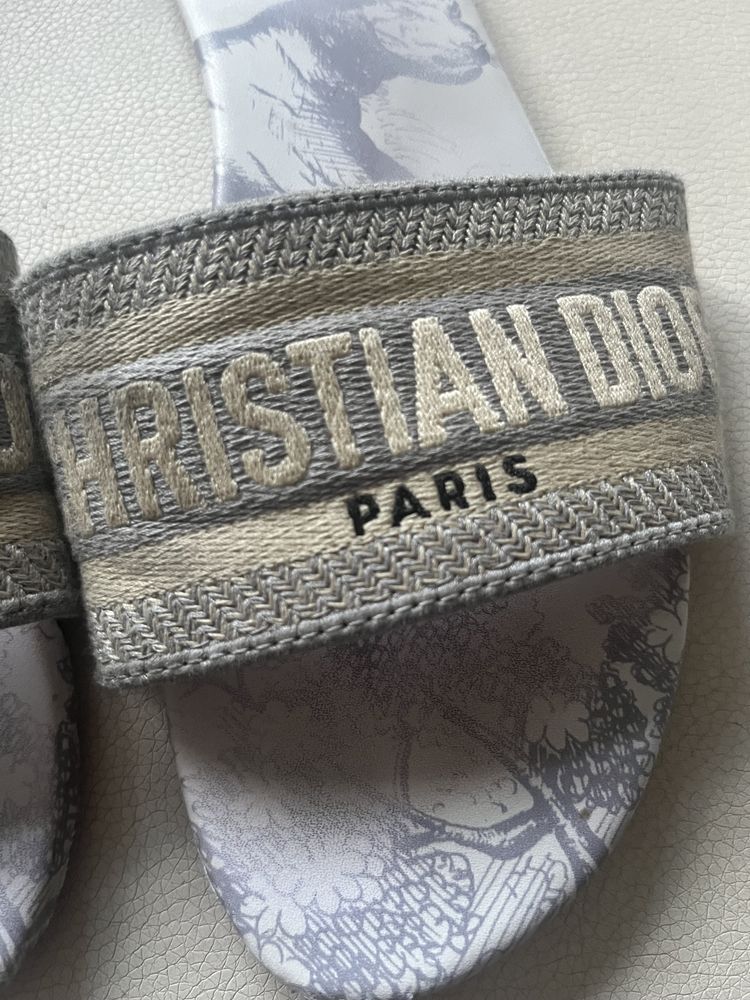 Klapki christian dior 39 szare