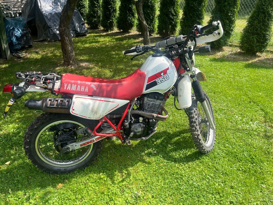 3x Yamaha XT 350