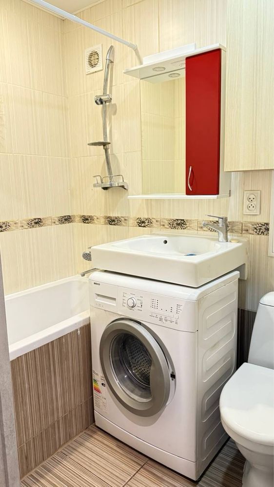 Сдам 1к квартиру на Титова (Незалежності) Тітова