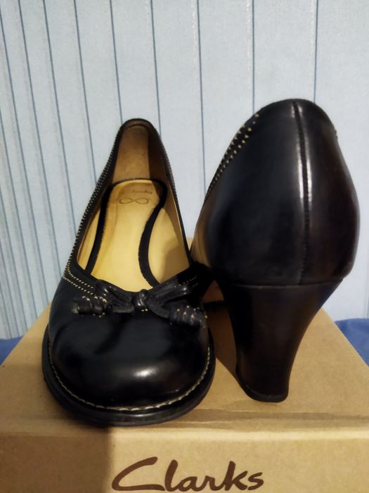 Туфлі жіночі чорні 40