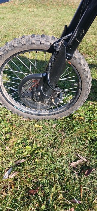 Продам кові адванс 250 в гарному стані