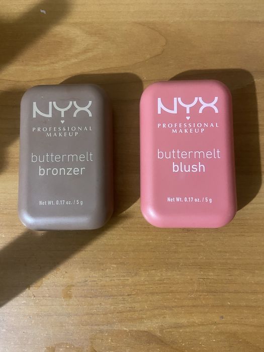 Лот бронзер і румяна nyx
